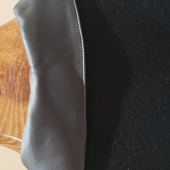 Nwt Sioni xl and large black sweater - Picture 6 of 9